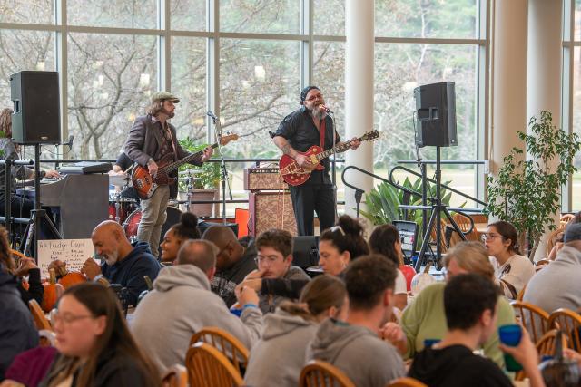 A band playing in the Dining Commons during Family Weekend.